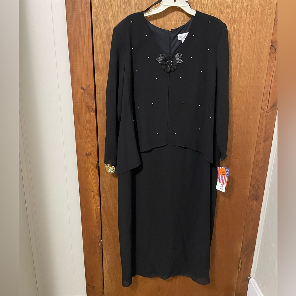 Stylish Black Dress with Floral Detail